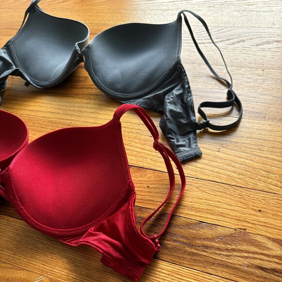 Bundle of 2 Victoria's Secret Very Sexy Push Up Bras- Red and Gray - Picture 7 of 10